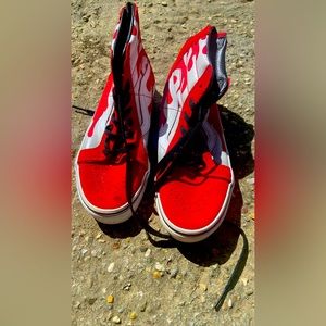 Only worn once for homecoming